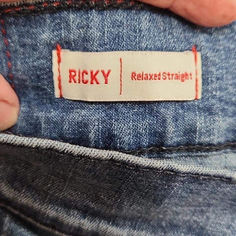 True Religion Ricky Relaxed Straight Jeans‎